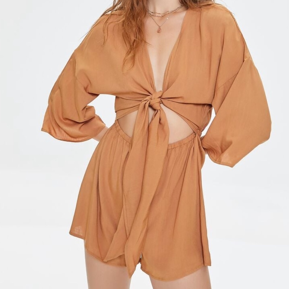 Tie front cutout romper